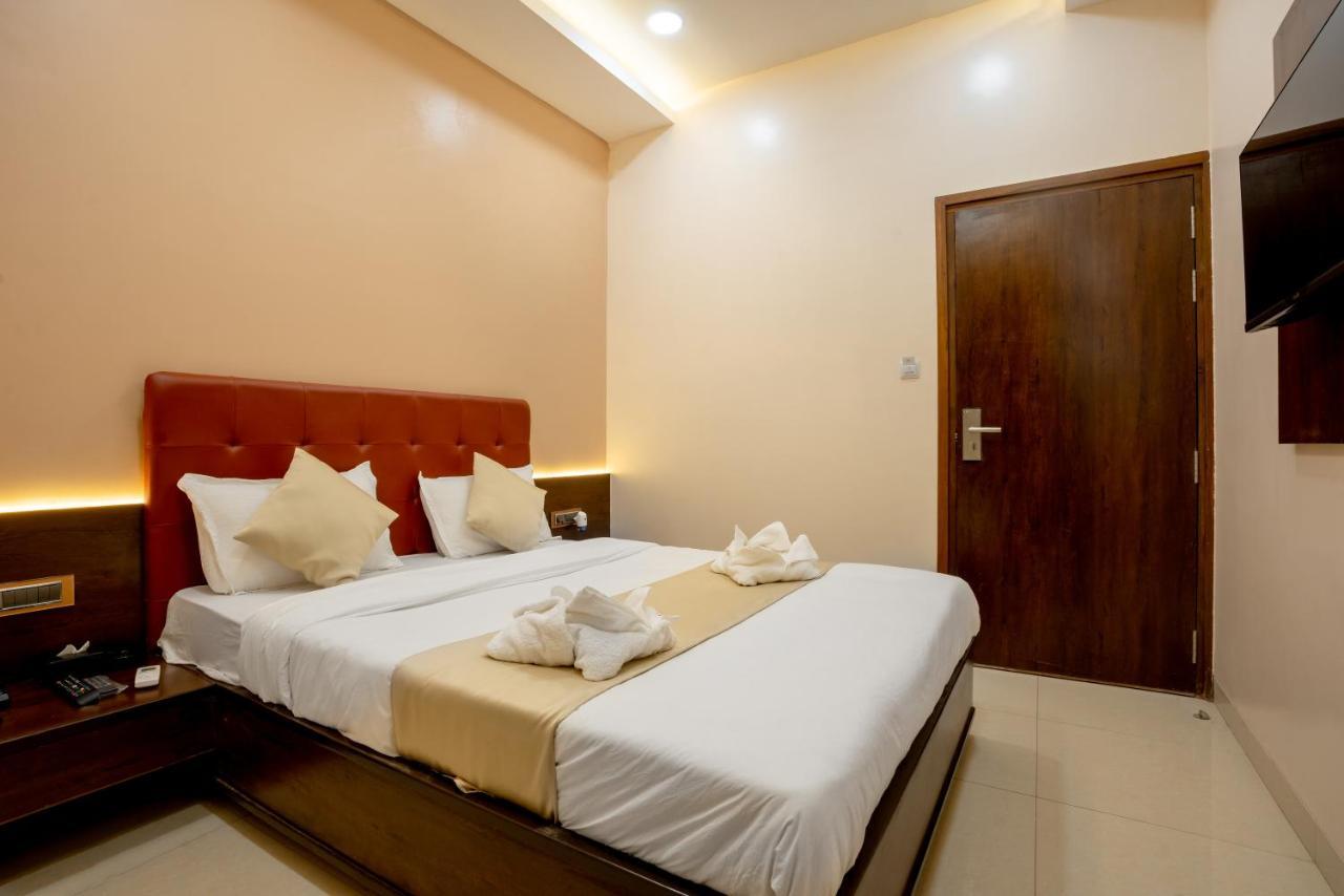 Hotel Empire - Near Mumbai International Airport المظهر الخارجي الصورة